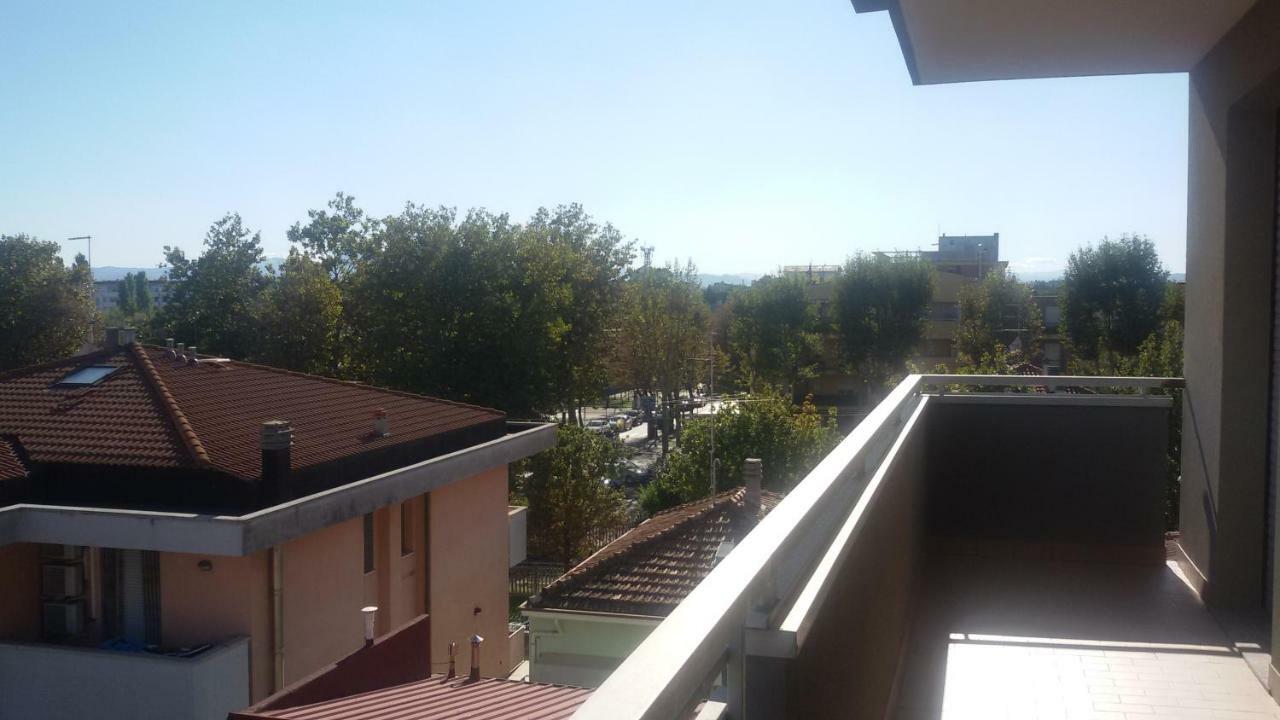 Domus Maris Viserba, Spiagge E Centro A 100 Mt, Promo Maggio Fiera Macfrut, Fieravicola, Expo Dental, Meeting ริมินี ภายนอก รูปภาพ