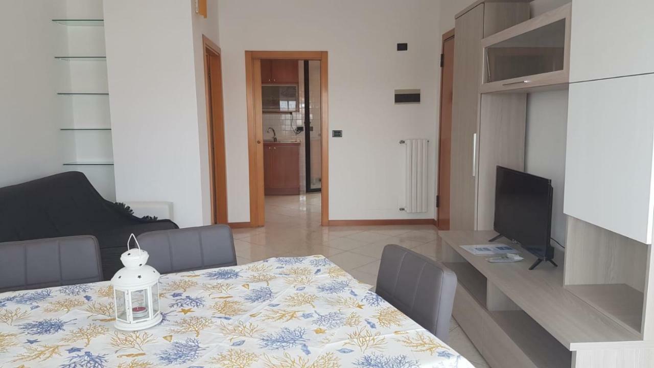 Domus Maris Viserba, Spiagge E Centro A 100 Mt, Promo Maggio Fiera Macfrut, Fieravicola, Expo Dental, Meeting ริมินี ภายนอก รูปภาพ
